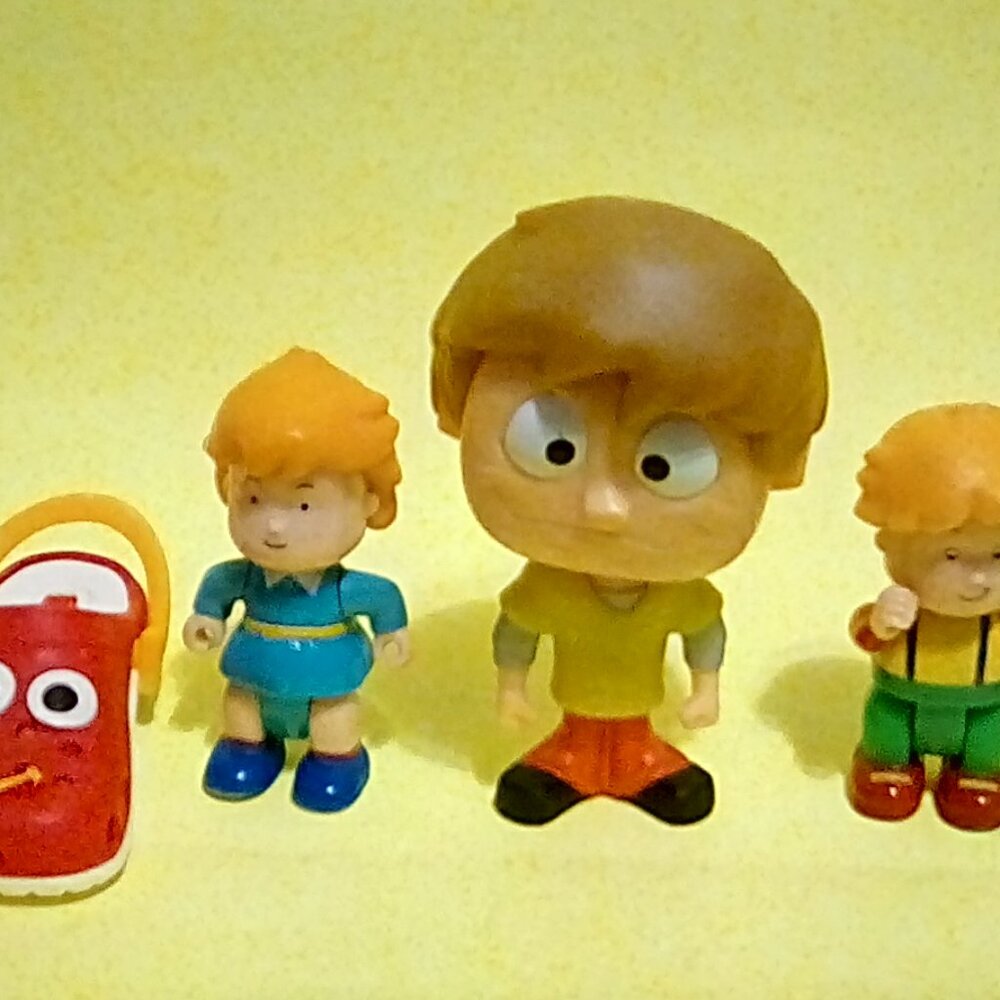 McDonald's toys crocs, Scooby & caillou dolls bundle